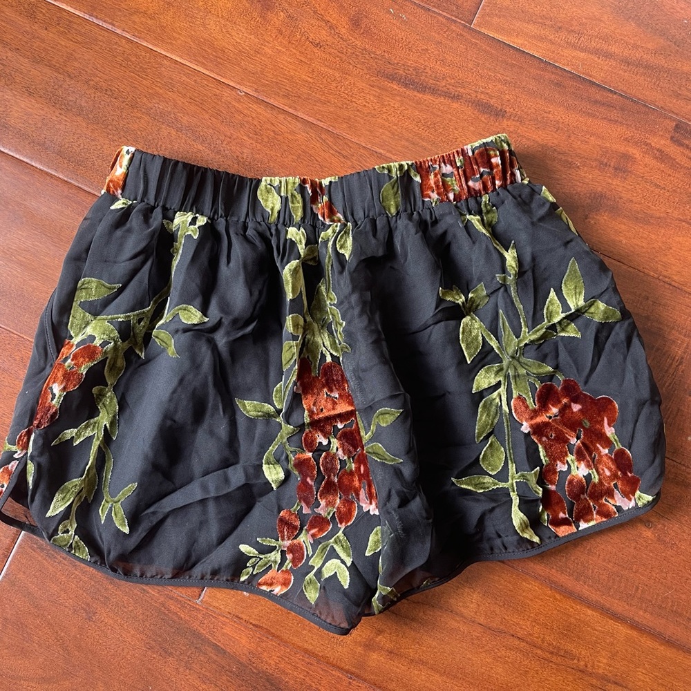 ZARA 💕 shorts
